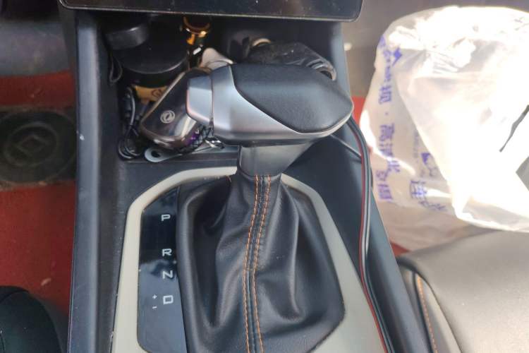 Used Dongfeng Aeolus Yixuan 2023 1.5L Automatic Glory Edition Gear Lever