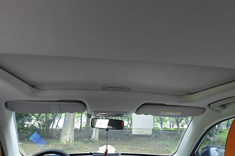 Used Dongfeng Aeolus Yixuan 2023 Mach Edition 1.5L Automatic Chasing Shadow Version Headliner