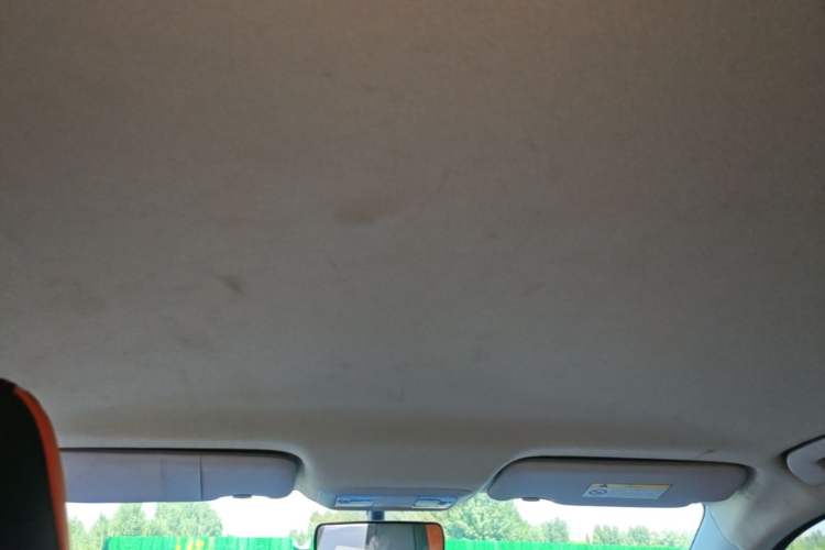 Used Dongfeng Aeolus Yixuan 2023 Mach Edition 1.5L Automatic Chasing Wind Version Headliner