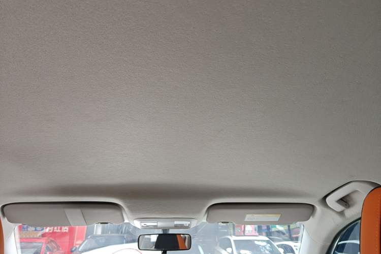 Used Dongfeng Aeolus Yixuan 2023 Mach Edition 1.5L Automatic Chasing Wind Version Headliner