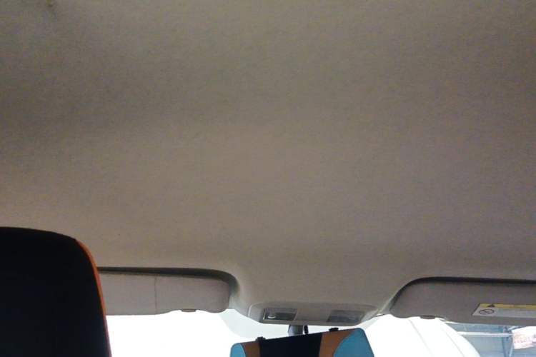 Used Dongfeng Aeolus Yixuan 2023 Mach Edition 1.5L Automatic Chasing Wind Version Headliner