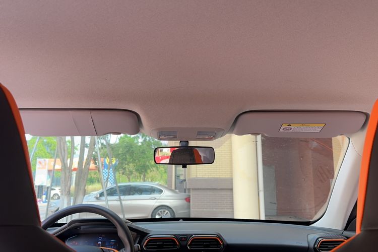 Used Dongfeng Aeolus Yixuan 2023 Mach Edition 1.5L Automatic Chasing Wind Version Headliner