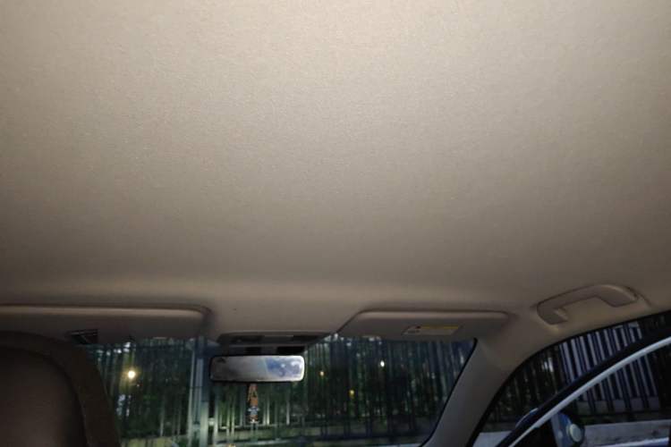 Used Dongfeng Aeolus Yixuan 2023 Mach Edition 1.5L Automatic Chasing Wind Version Headliner