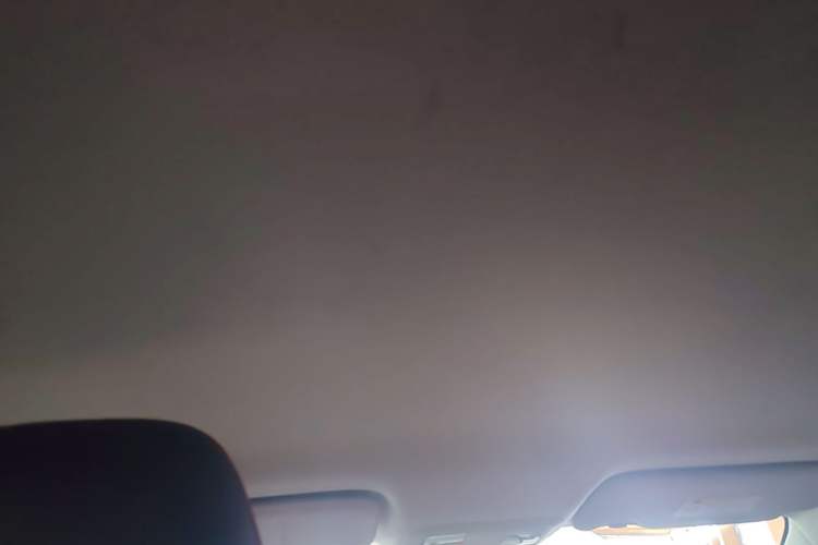 Used Dongfeng Aeolus Yixuan 2023 Mach Edition 1.5L Automatic Chasing Wind Version Headliner