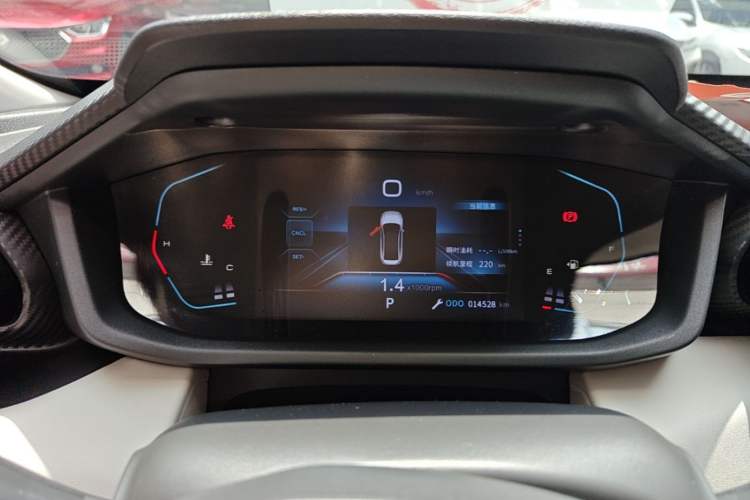Used Dongfeng Aeolus Yixuan 2023 Mach Edition 1.5L Automatic Chasing Wind Version Instrument Cluster