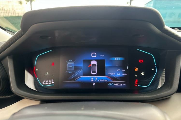 Used Dongfeng Aeolus Yixuan 2023 Mach Edition 1.5L Automatic Chasing Wind Version Instrument Cluster