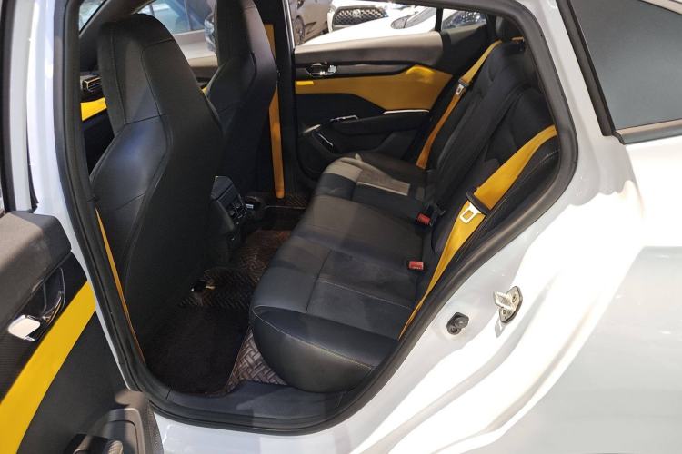 Used Dongfeng Aeolus Yixuan 2023 Mach Edition 1.5T Automatic Pursuit Rider Version Interior 1