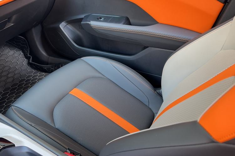 Used Dongfeng Aeolus Yixuan 2023 Mach Edition 1.5L Automatic Chasing Wind Version Interior 1