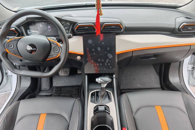 Used Dongfeng Aeolus Yixuan 2023 Mach Edition 1.5L Automatic Chasing Wind Version Interior 2