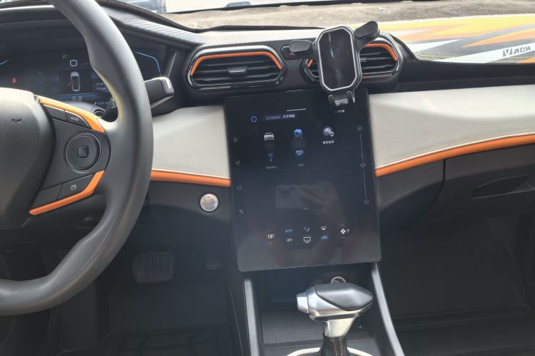 Used Dongfeng Aeolus Yixuan 2023 Mach Edition 1.5L Automatic Chasing Wind Version Interior 2