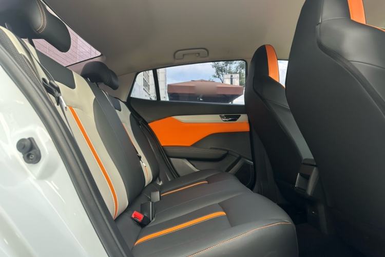 Used Dongfeng Aeolus Yixuan 2023 Mach Edition 1.5L Automatic Chasing Wind Version Interior 2