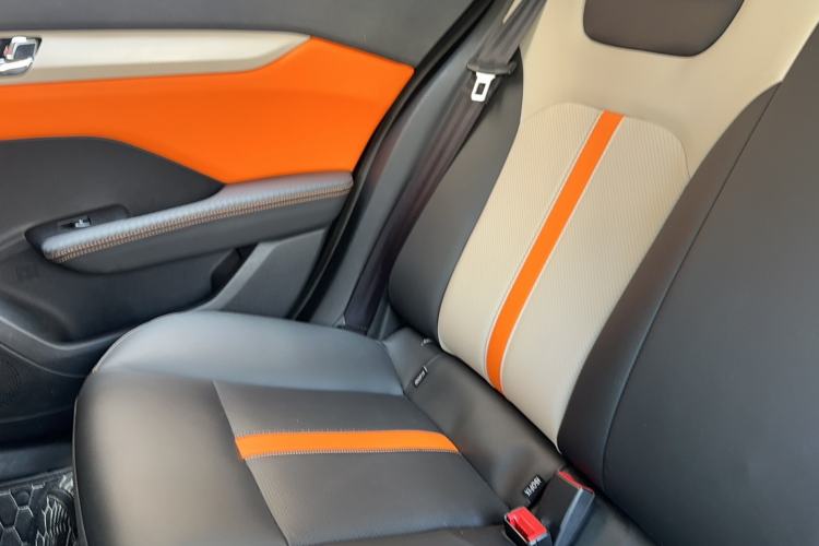 Used Dongfeng Aeolus Yixuan 2023 Mach Edition 1.5L Automatic Chasing Wind Version Interior 2