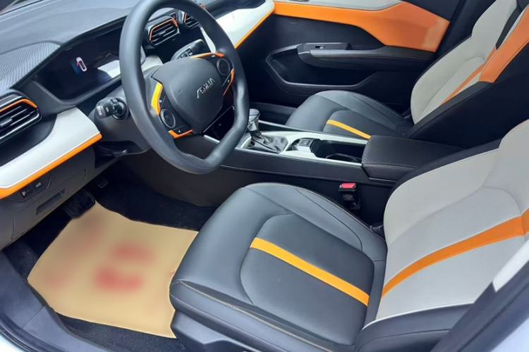 Used Dongfeng Aeolus Yixuan 2023 Mach Edition 1.5L Automatic Chasing Wind Version Interior 2