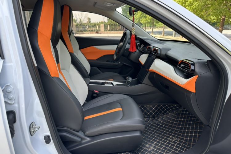 Used Dongfeng Aeolus Yixuan 2023 Mach Edition 1.5L Automatic Chasing Wind Version Interior 3
