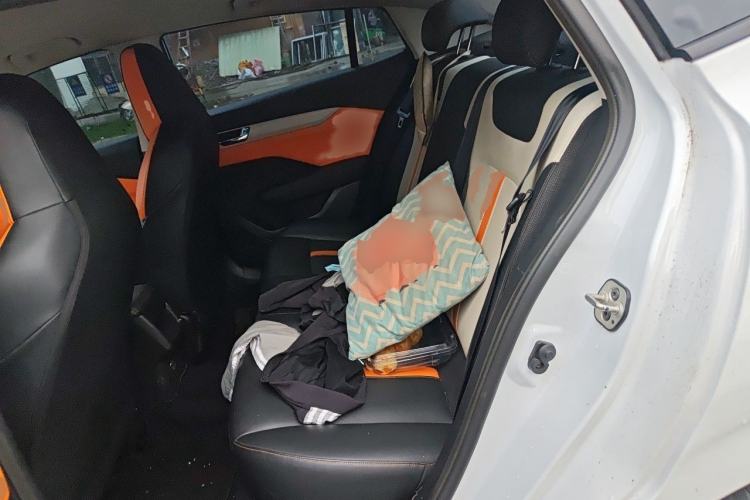 Used Dongfeng Aeolus Yixuan 2023 1.5L Automatic Glory Edition Interior 4