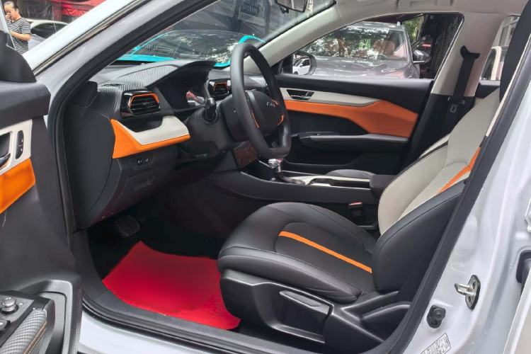 Used Dongfeng Aeolus Yixuan 2023 Mach Edition 1.5L Automatic Chasing Wind Version Interior 4