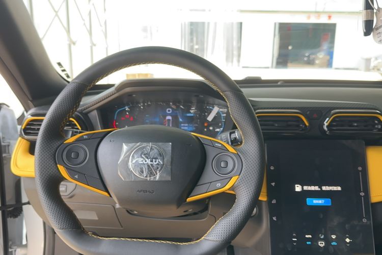 Used Dongfeng Aeolus Yixuan 2023 Mach Edition 1.5T Automatic Pursuit Rider Version Interior 4