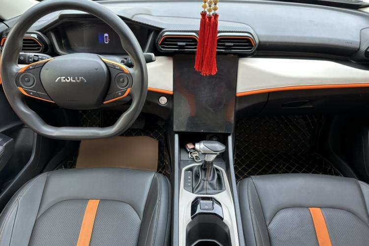 Used Dongfeng Aeolus Yixuan 2023 Mach Edition 1.5L Automatic Chasing Wind Version Interior 5