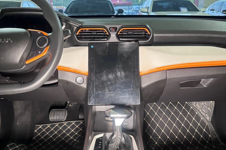 Used Dongfeng Aeolus Yixuan 2023 Mach Edition 1.5L Automatic Chasing Shadow Version Interior 7