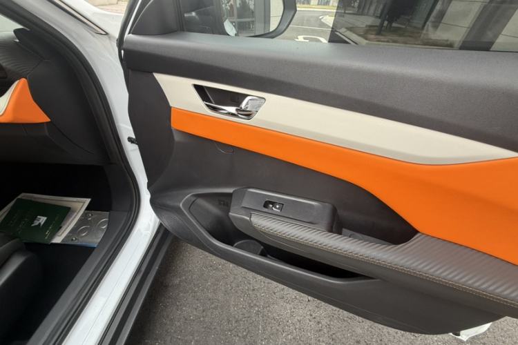 Used Dongfeng Aeolus Yixuan 2023 Mach Edition 1.5L Automatic Chasing Wind Version Interior 7