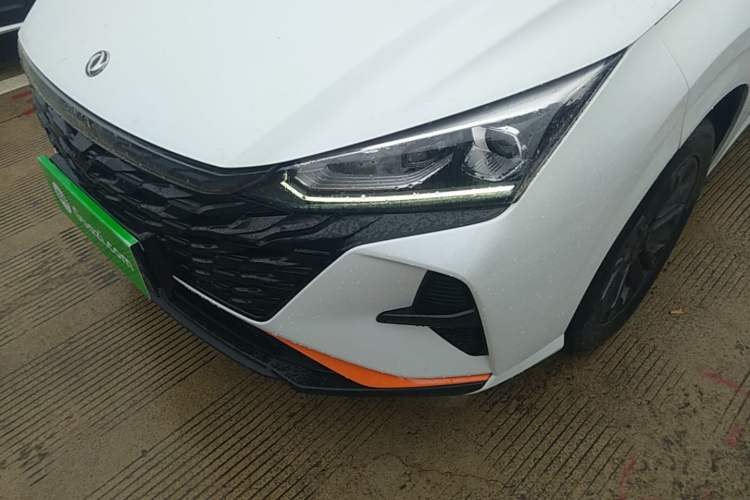 Used Dongfeng Aeolus Yixuan 2023 Mach Edition 1.5L Automatic Chasing Wind Version Left Front Headlight