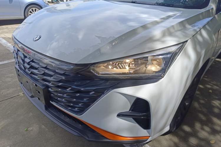 Used Dongfeng Aeolus Yixuan 2023 Mach Edition 1.5L Automatic Chasing Wind Version Left Front Headlight