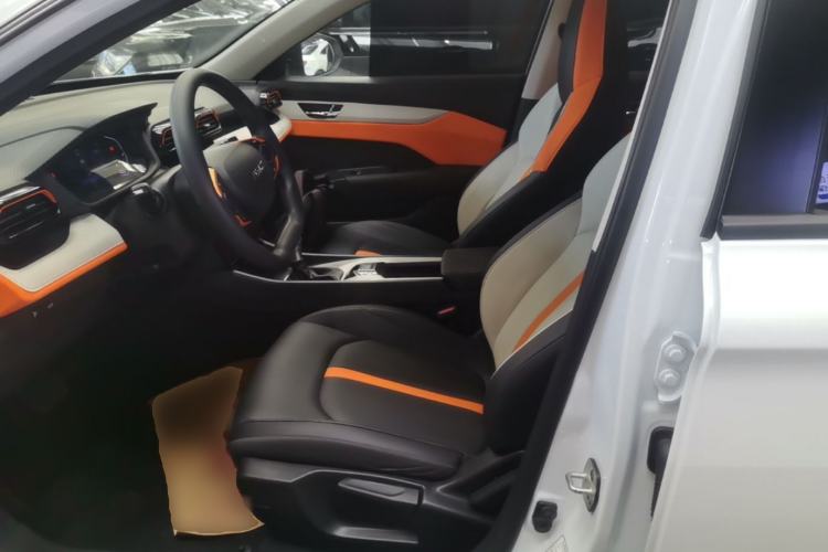 Used Dongfeng Aeolus Yixuan 2023 Mach Edition 1.5L Automatic Chasing Wind Version Left Front Seat