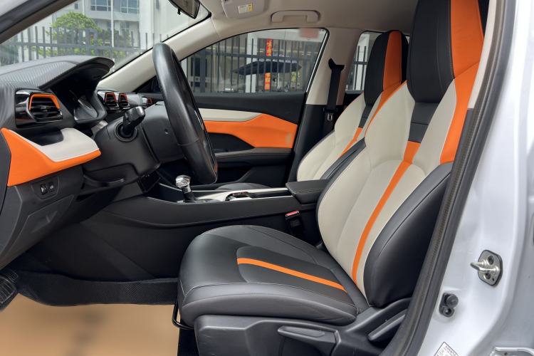 Used Dongfeng Aeolus Yixuan 2023 Mach Edition 1.5L Automatic Chasing Wind Version Left Front Seat