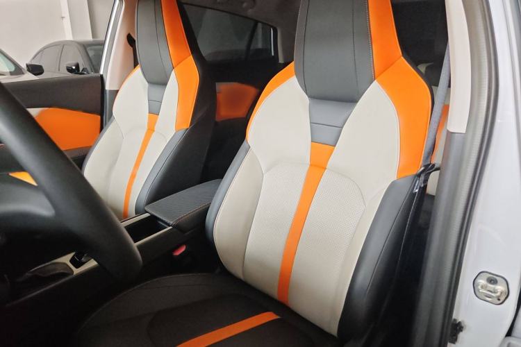 Used Dongfeng Aeolus Yixuan 2023 Mach Edition 1.5L Automatic Chasing Wind Version Left Front Seat