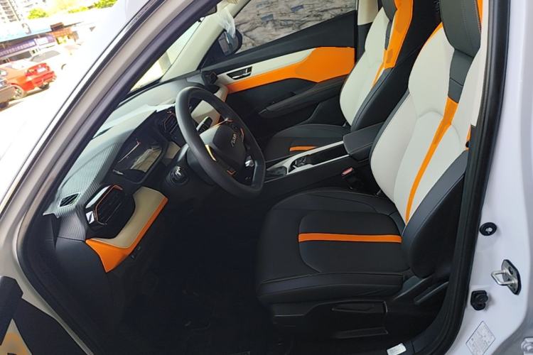 Used Dongfeng Aeolus Yixuan 2023 Mach Edition 1.5L Automatic Chasing Wind Version Left Front Seat