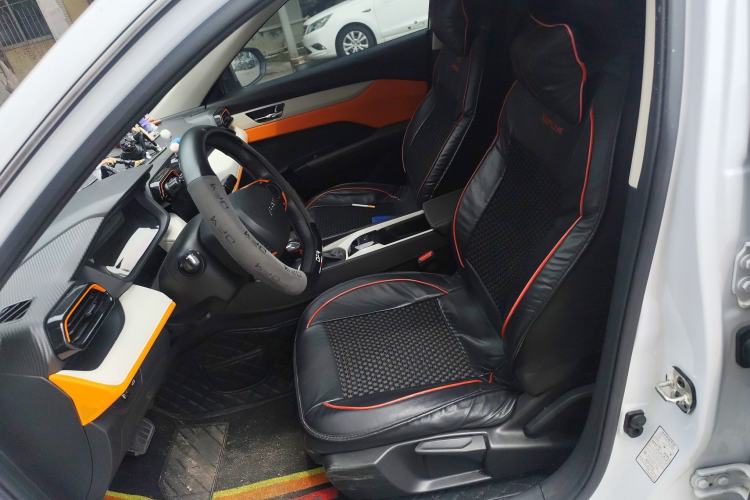 Used Dongfeng Aeolus Yixuan 2023 Mach Edition 1.5L Automatic Chasing Wind Version Left Front Seat