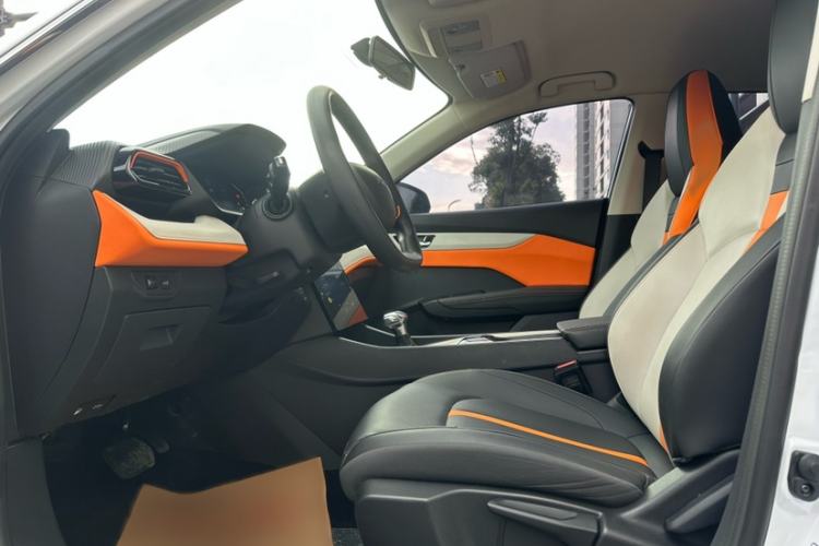 Used Dongfeng Aeolus Yixuan 2023 Mach Edition 1.5L Automatic Chasing Wind Version Left Front Seat