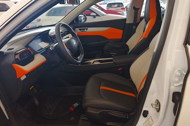Used Dongfeng Aeolus Yixuan 2023 Mach Edition 1.5L Automatic Chasing Shadow Version Left Front Seat