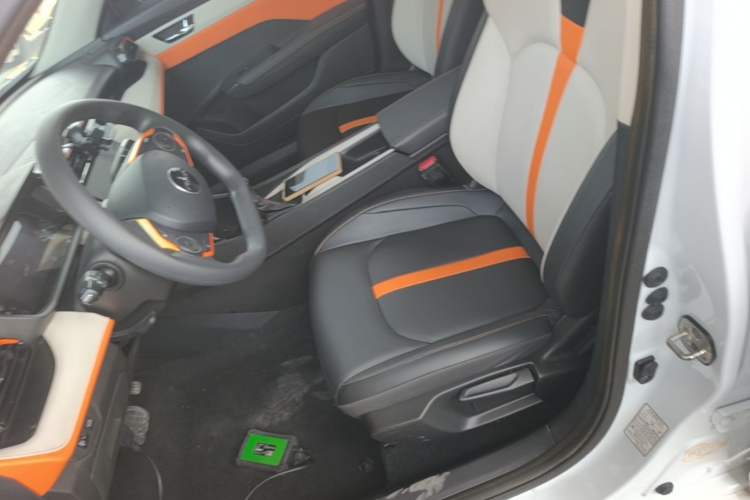 Used Dongfeng Aeolus Yixuan 2023 1.5L Automatic Glory Edition Left Front Seat