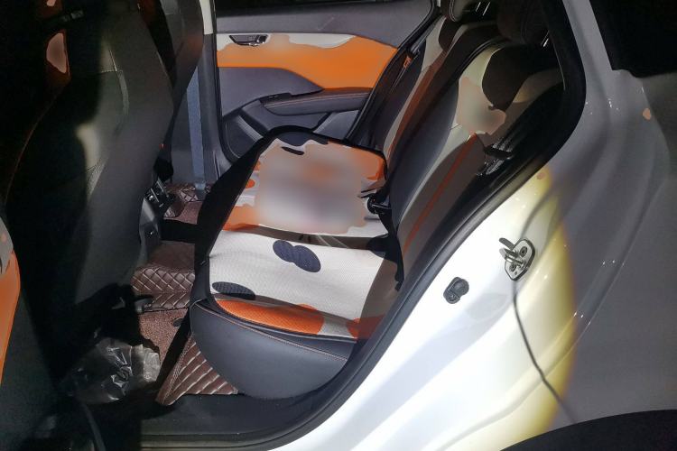 Used Dongfeng Aeolus Yixuan 2023 Mach Edition 1.5L Automatic Chasing Shadow Version Left Rear Seat