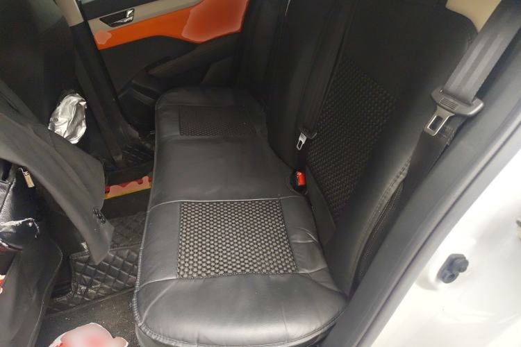 Used Dongfeng Aeolus Yixuan 2023 Mach Edition 1.5L Automatic Chasing Wind Version Left Rear Seat