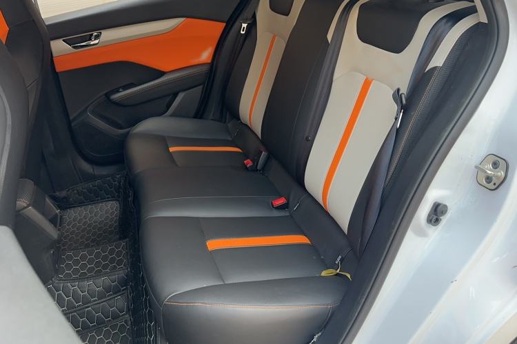 Used Dongfeng Aeolus Yixuan 2023 Mach Edition 1.5L Automatic Chasing Wind Version Left Rear Seat
