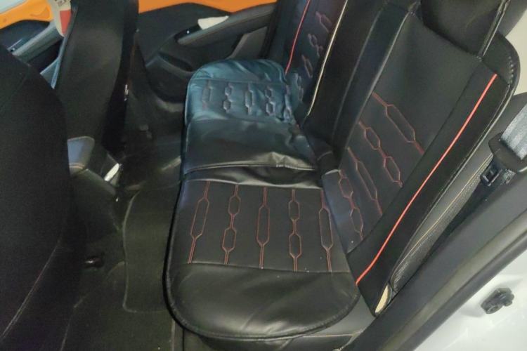 Used Dongfeng Aeolus Yixuan 2023 Mach Edition 1.5L Automatic Chasing Wind Version Left Rear Seat