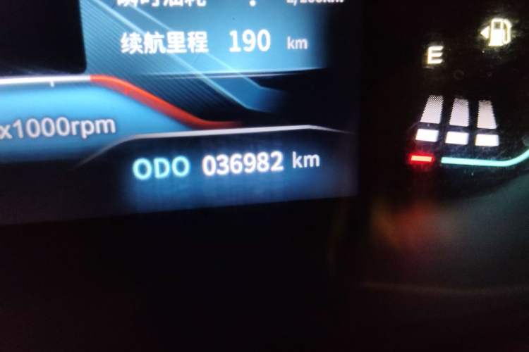 Used Dongfeng Aeolus Yixuan 2023 Mach Edition 1.5L Automatic Chasing Wind Version Odometer Close Up