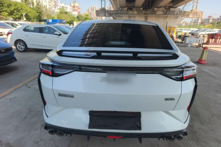Used Dongfeng Aeolus Yixuan 2023 Mach Edition 1.5L Automatic Chasing Wind Version Rear