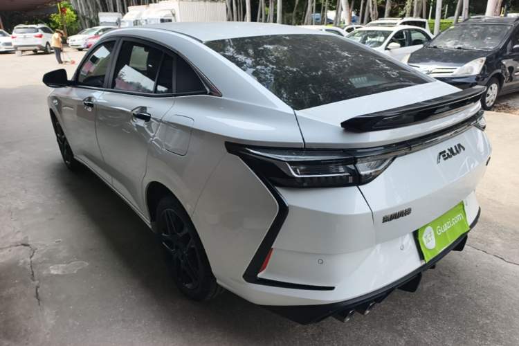 Used Dongfeng Aeolus Yixuan 2023 Mach Edition 1.5T Automatic Pursuit Rider Version Rear Left 45 Deg