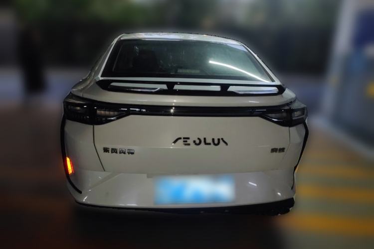 Used Dongfeng Aeolus Yixuan 2023 Mach Edition 1.5L Automatic Chasing Wind Version Rear