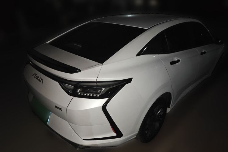 Used Dongfeng Aeolus Yixuan 2023 1.5L Automatic Glory Edition Rear Right 45 Deg