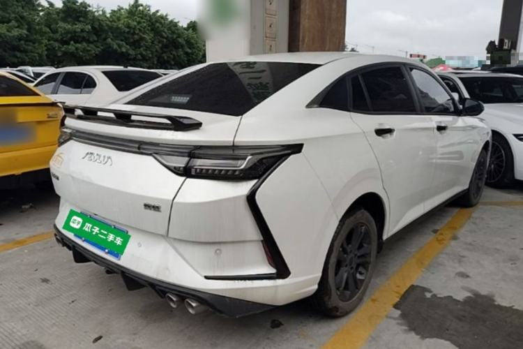 Used Dongfeng Aeolus Yixuan 2023 Mach Edition 1.5L Automatic Chasing Shadow Version Rear Right 45 Deg