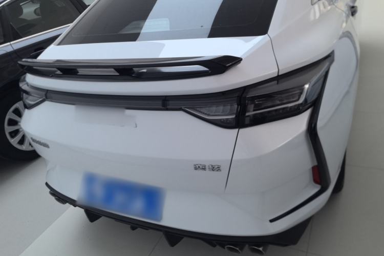 Used Dongfeng Aeolus Yixuan 2023 Mach Edition 1.5L Automatic Chasing Wind Version Rear