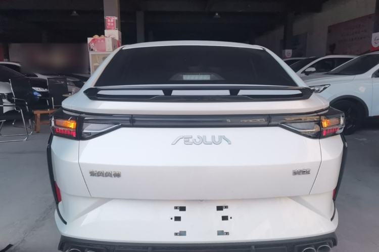 Used Dongfeng Aeolus Yixuan 2023 Mach Edition 1.5L Automatic Chasing Wind Version Rear