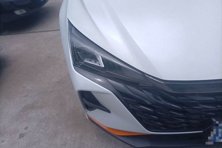 Used Dongfeng Aeolus Yixuan 2023 Mach Edition 1.5L Automatic Chasing Shadow Version Right Front Headlight
