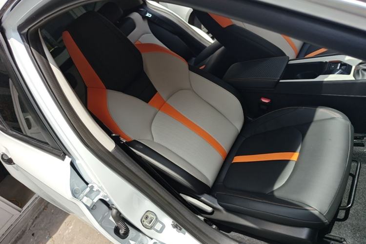 Used Dongfeng Aeolus Yixuan 2023 Mach Edition 1.5L Automatic Chasing Wind Version Right Front Seat