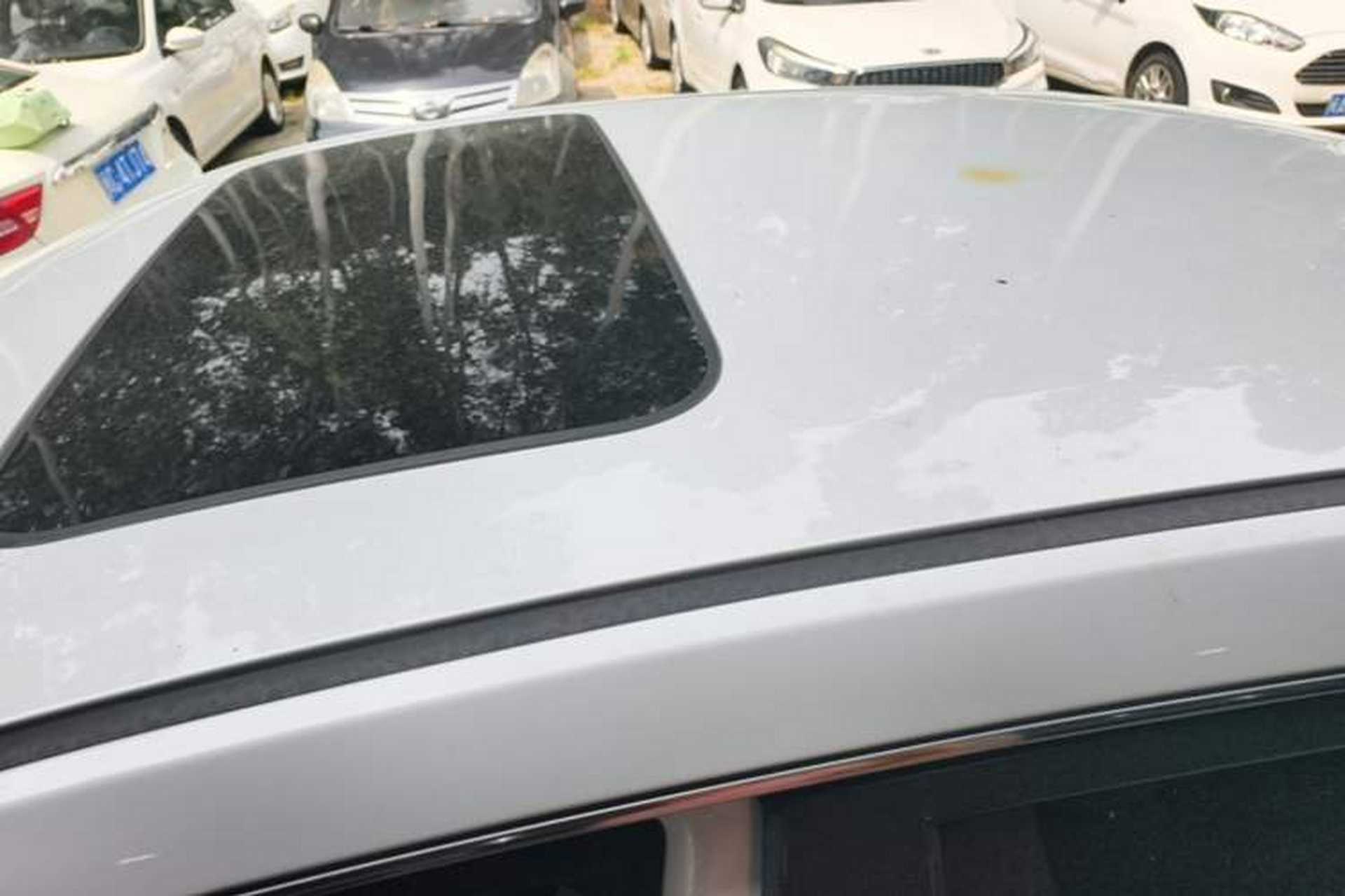 Used Dongfeng Aeolus Yixuan 2023 Mach Edition 1.5T Automatic Pursuit Rider Version Roof
