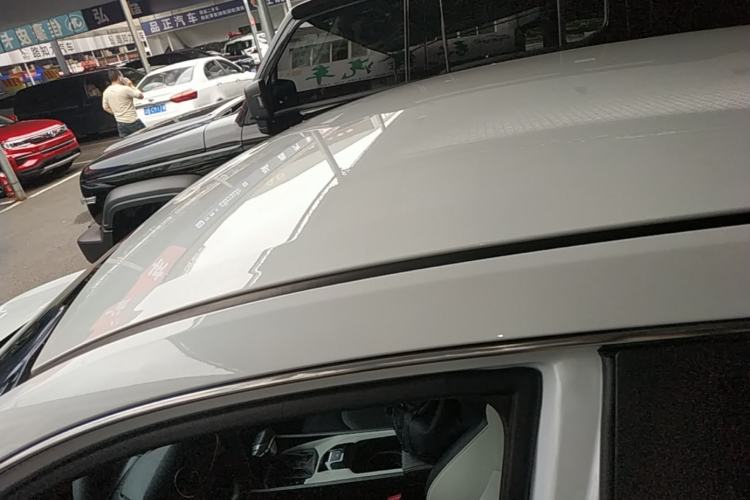 Used Dongfeng Aeolus Yixuan 2023 Mach Edition 1.5L Automatic Chasing Wind Version Roof